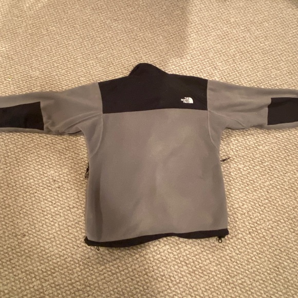 M North Face Jacket Grey and Black - Picture 2 of 4